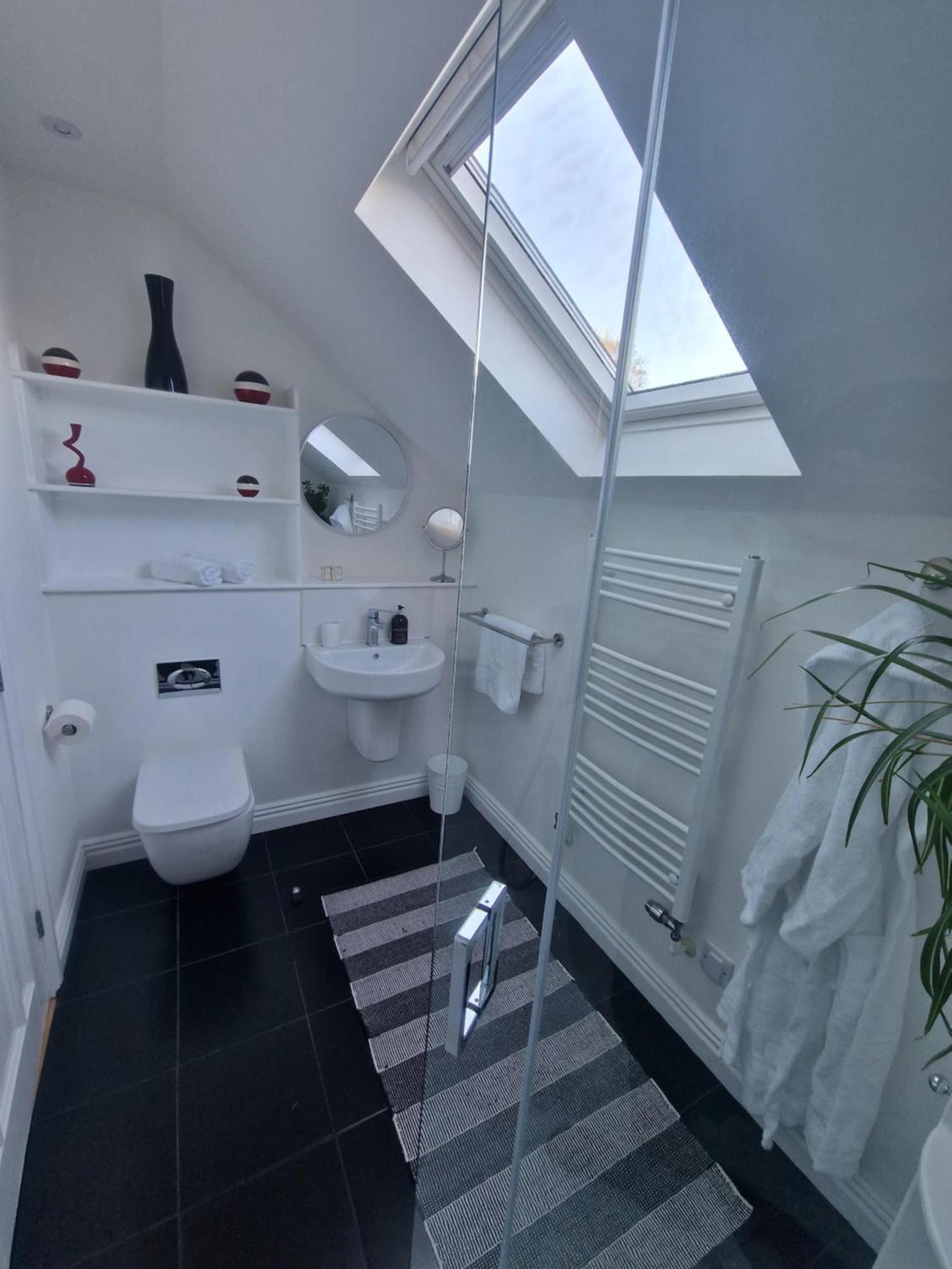 Blue Hills Luxury Apartment, Bay Front With Parking Falmouth Dış mekan fotoğraf